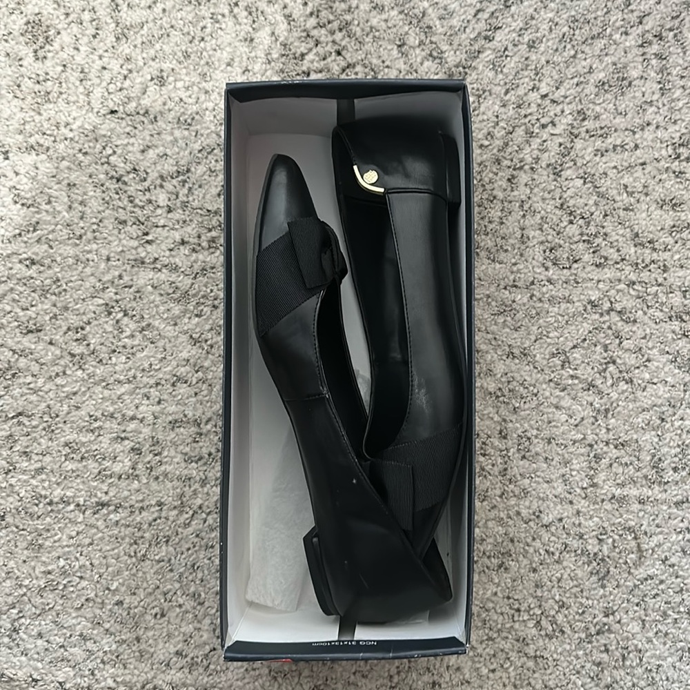 Black Tommy Hilfiger flats